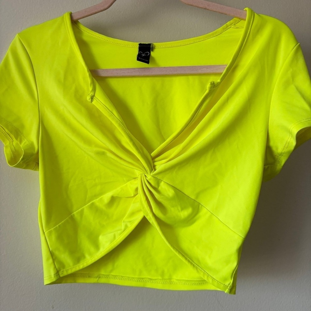 Windsor Yellow Twist Crop Top